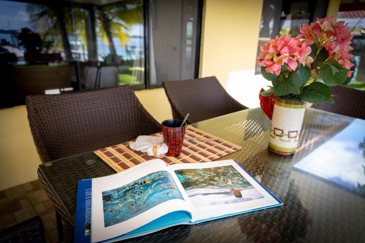 Fare Manava Villa Bora Bora Exteriör bild